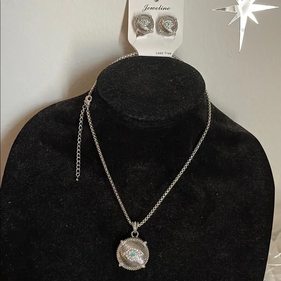 Silver Necklace with Crystal Accents and Delicate Chain - Picture 12 of 17